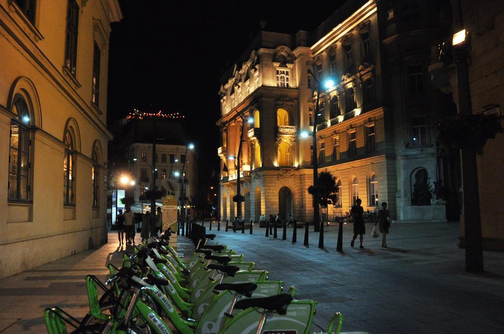 Pesto Hostel Budapest Exterior photo